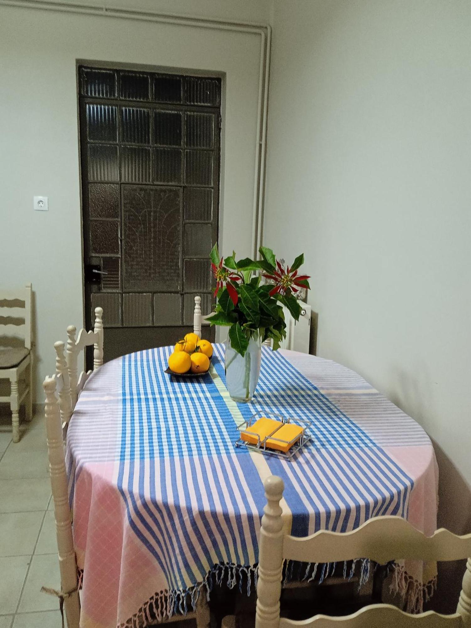 Πλήρως Ανακαινισμένη Μονοκατοικία. La Canea Esterno foto